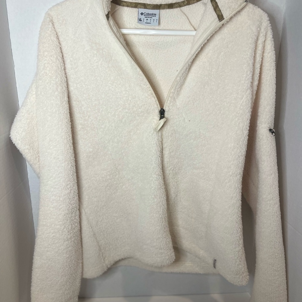 Columbia Women's Cream Fleece Jacket